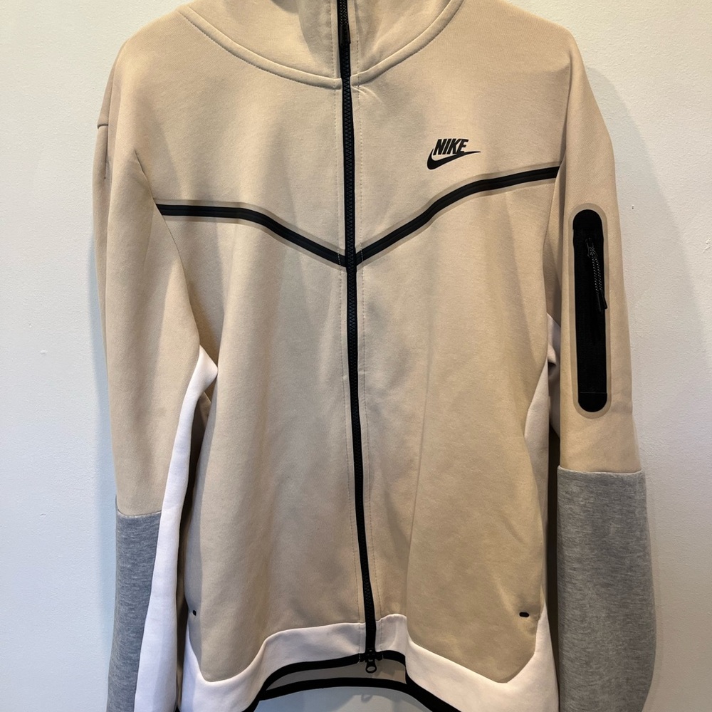 Nike Tech Full Zip Hoodie